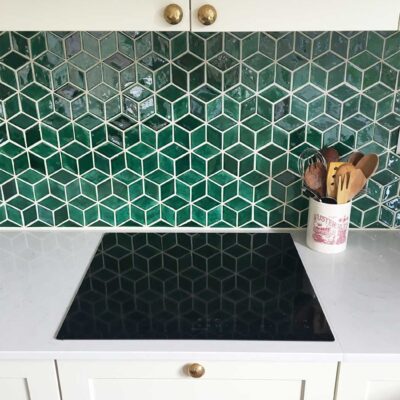 Kuchynská zástena z keramickej mozaiky v tvare diamant