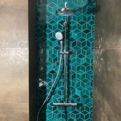 Keramický obklad mozaika do kúpeľne - diamant - Modro zelená farba - obklad na stenu v sprchovom kúte