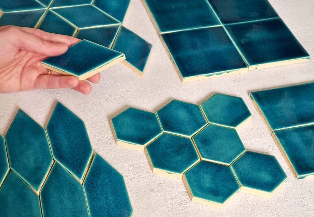 Choosing a ceramic mosaic from a sample offer